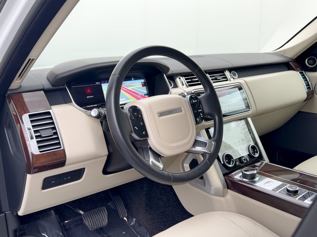 Used 2019 Land Rover Range Rover Supercharged AWD/4WD image 4