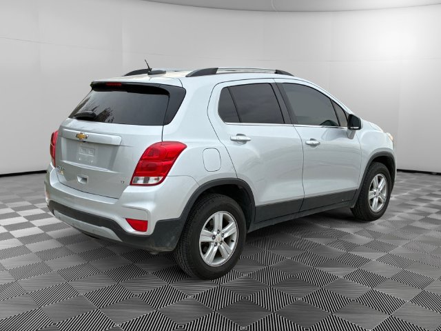 Used 2018 Chevrolet Trax LT w/ LT Convenience Package AWD/4WD image 5