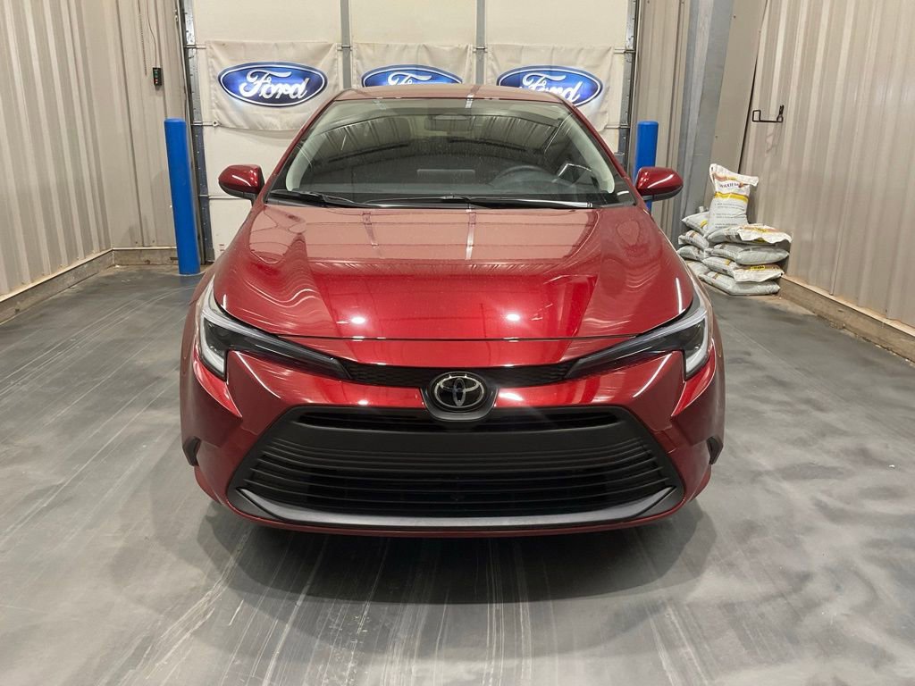Used 2026 Toyota Corolla LE w/ LE Premium Package image 2