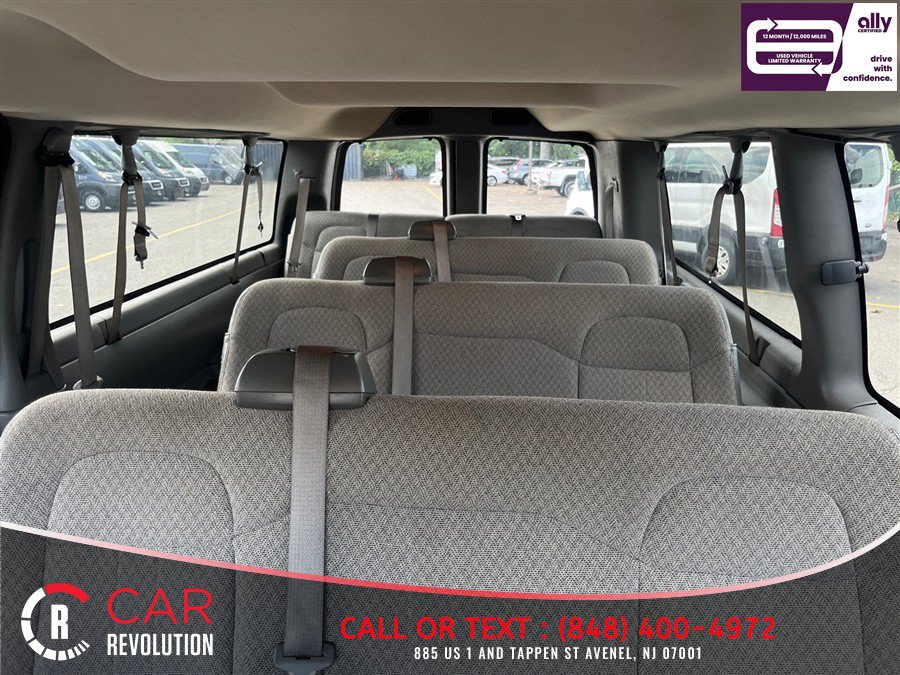 Used 2024 Chevrolet Express 3500 LT w/ LT Preferred Equipment Group RWD image 12