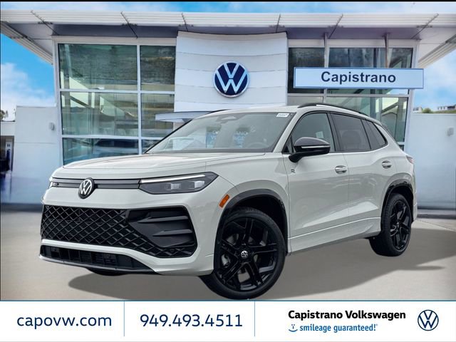 New 2026 Volkswagen Tiguan SE R-Line image 1