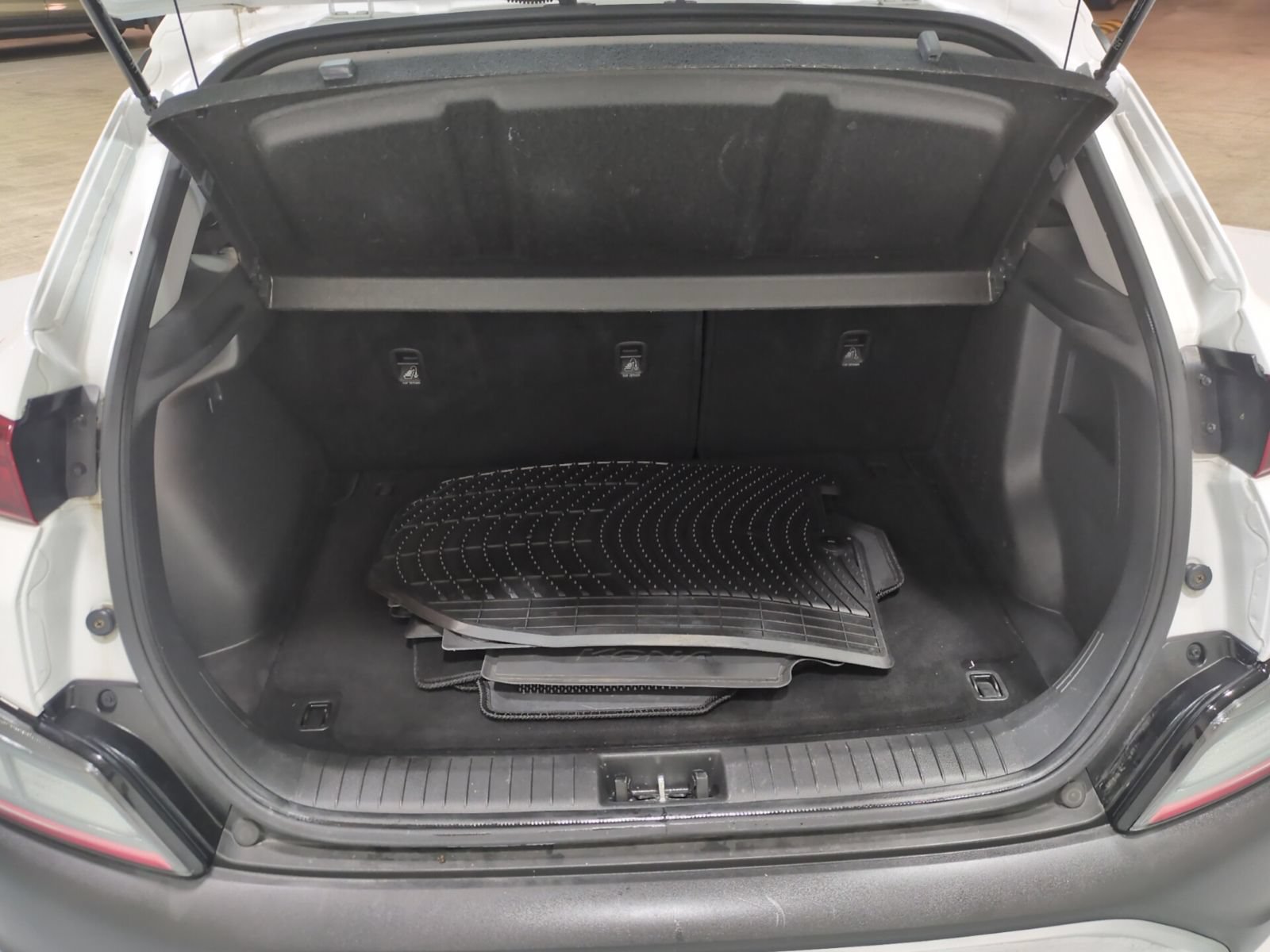 Certified 2023 Hyundai Kona SE FWD image 12