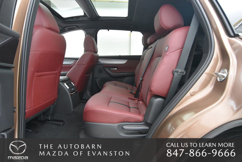 Used 2025 MAZDA CX-70 Plug-In Hybrid w/ Premium Plus image 23