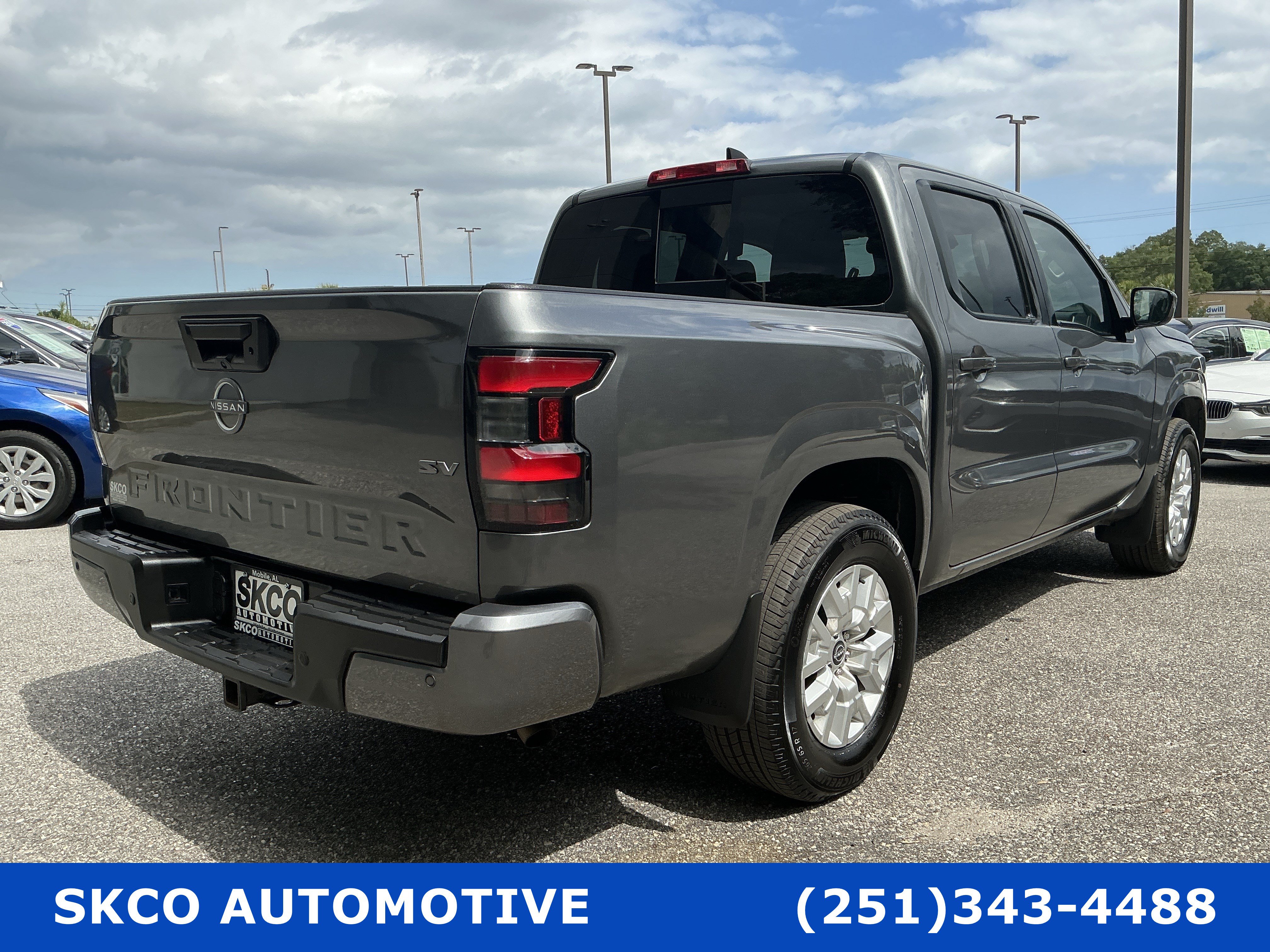 Used 2024 Nissan Frontier SV w/ SV Convenience Package RWD image 5