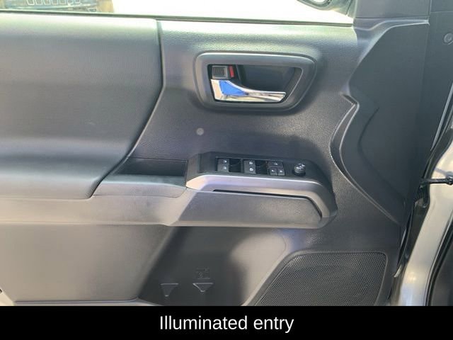 Used 2023 Toyota Tacoma TRD Sport image 14