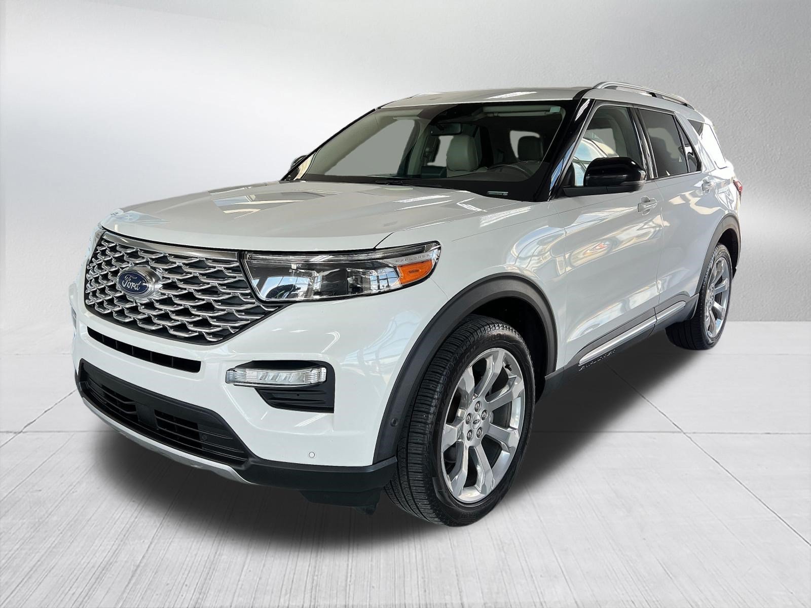 Used 2020 Ford Explorer Platinum w/ Premium Technology Package