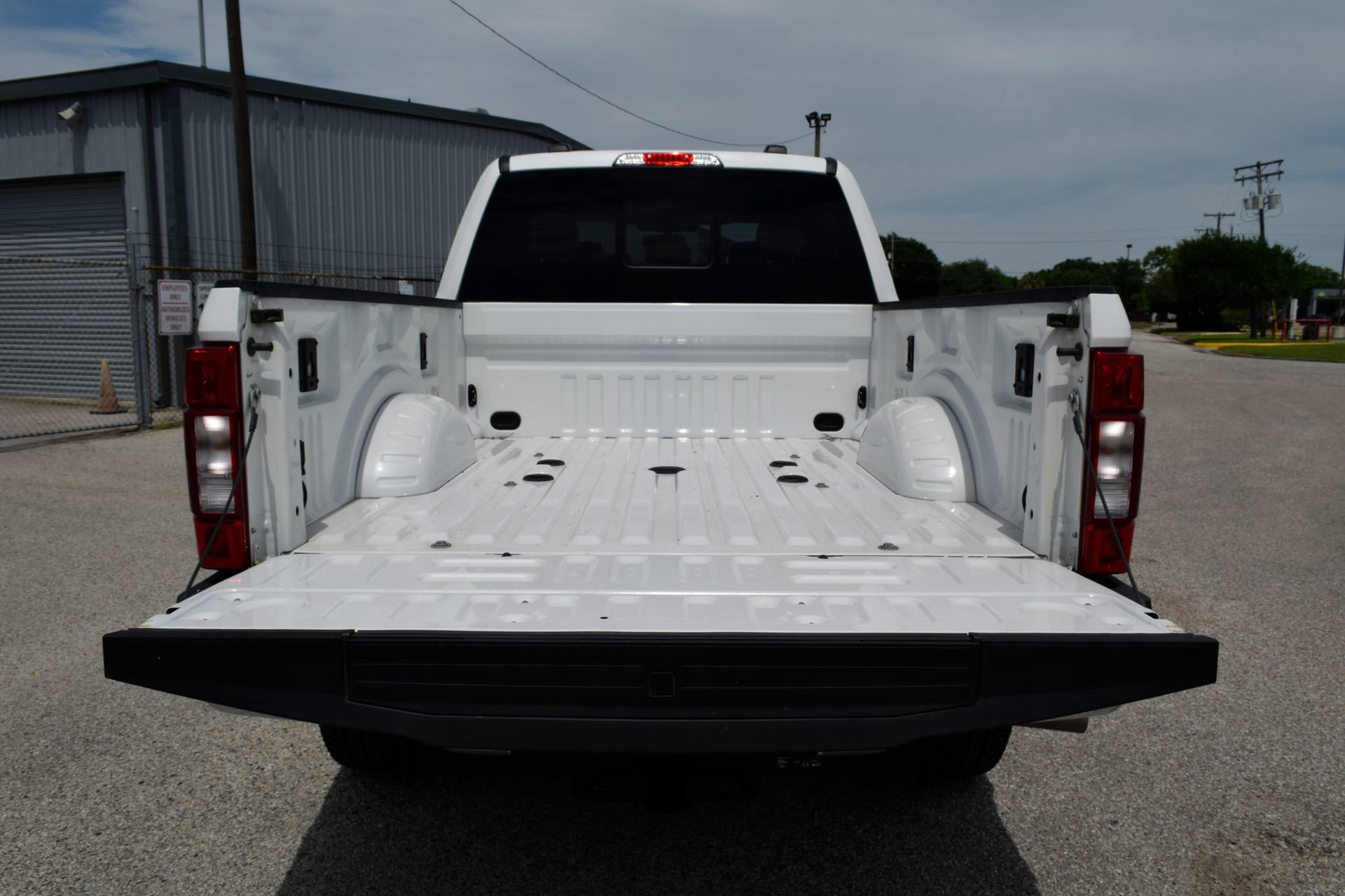Used 2020 Ford F250 Lariat w/ Lariat Ultimate Package AWD/4WD image 21
