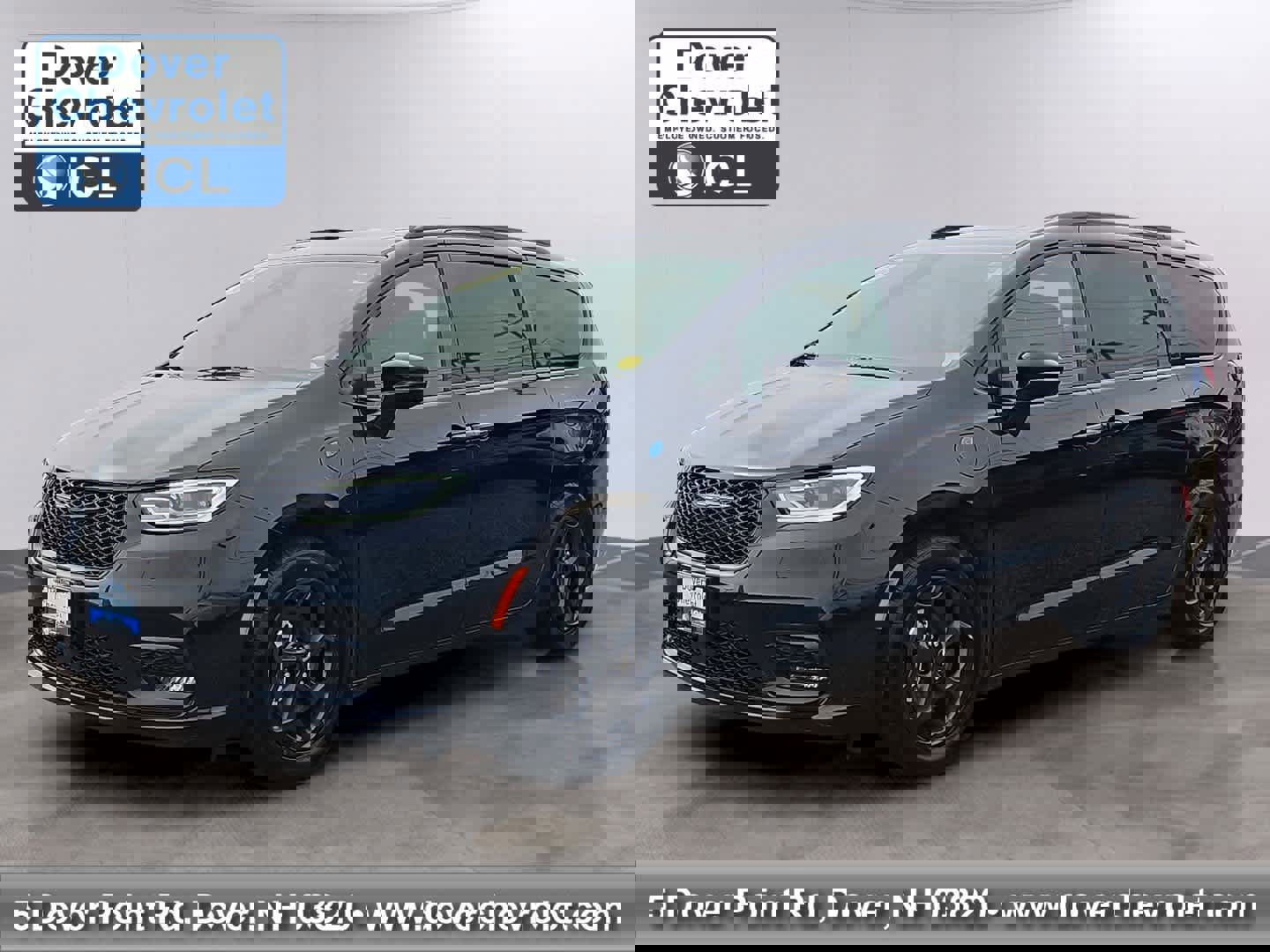 Used 2024 Chrysler Pacifica Premium