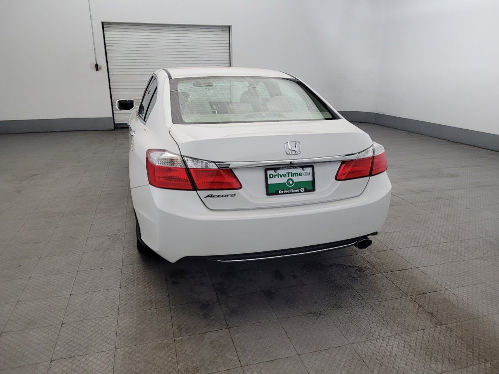 Used 2015 Honda Accord EX image 6