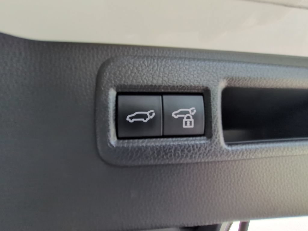 Used 2021 Toyota Venza Limited AWD/4WD image 34
