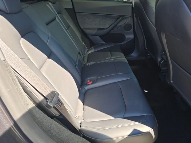 Used 2024 Tesla Model Y Long Range image 29