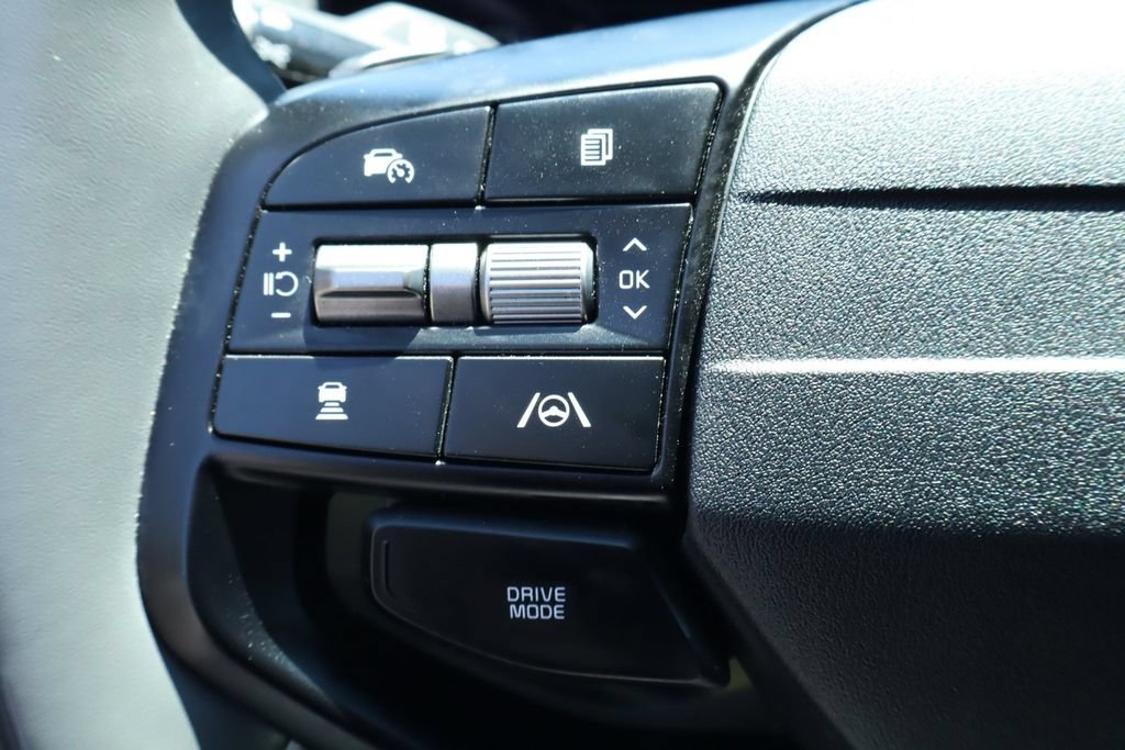 Used 2025 Kia EV6 Wind RWD image 23