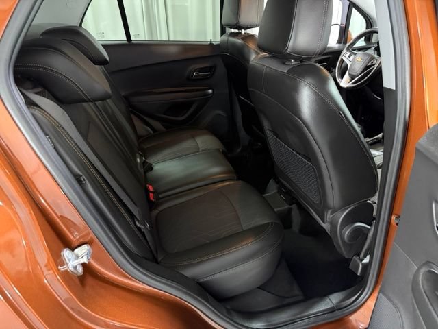 Used 2019 Chevrolet Trax LT w/ LT Convenience Package AWD/4WD image 8