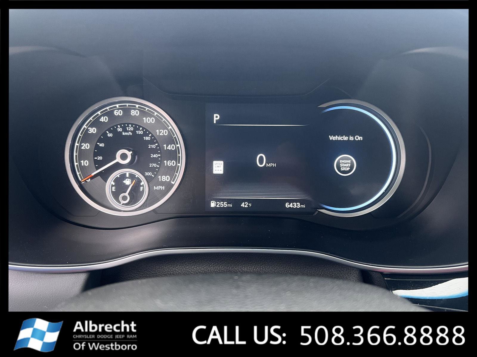 Used 2025 Genesis G70 2.5T w/ Sport Prestige Package image 27