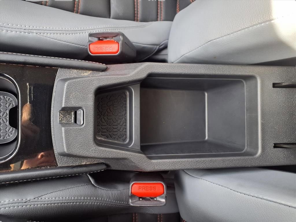 Certified 2021 Nissan Kicks SR w/ SR Premium Package image 14