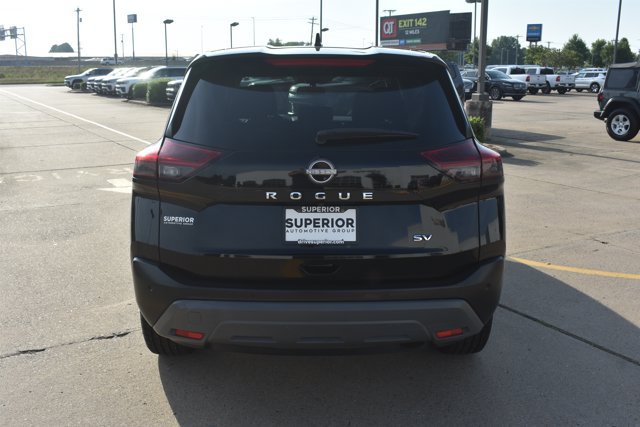 Used 2023 Nissan Rogue SV FWD image 6