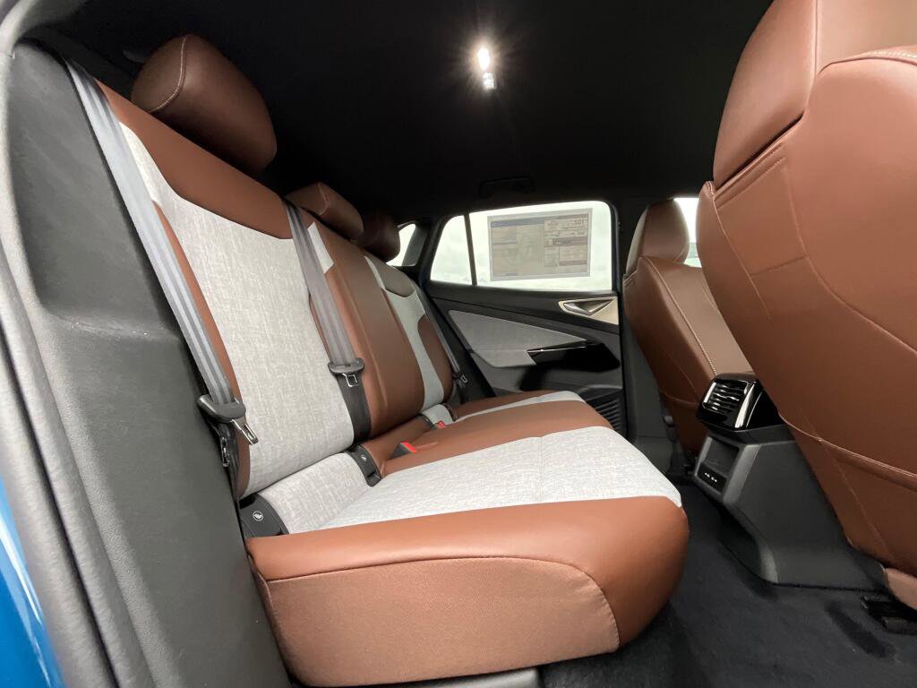 New 2026 Volkswagen ID.4 Pro image 15