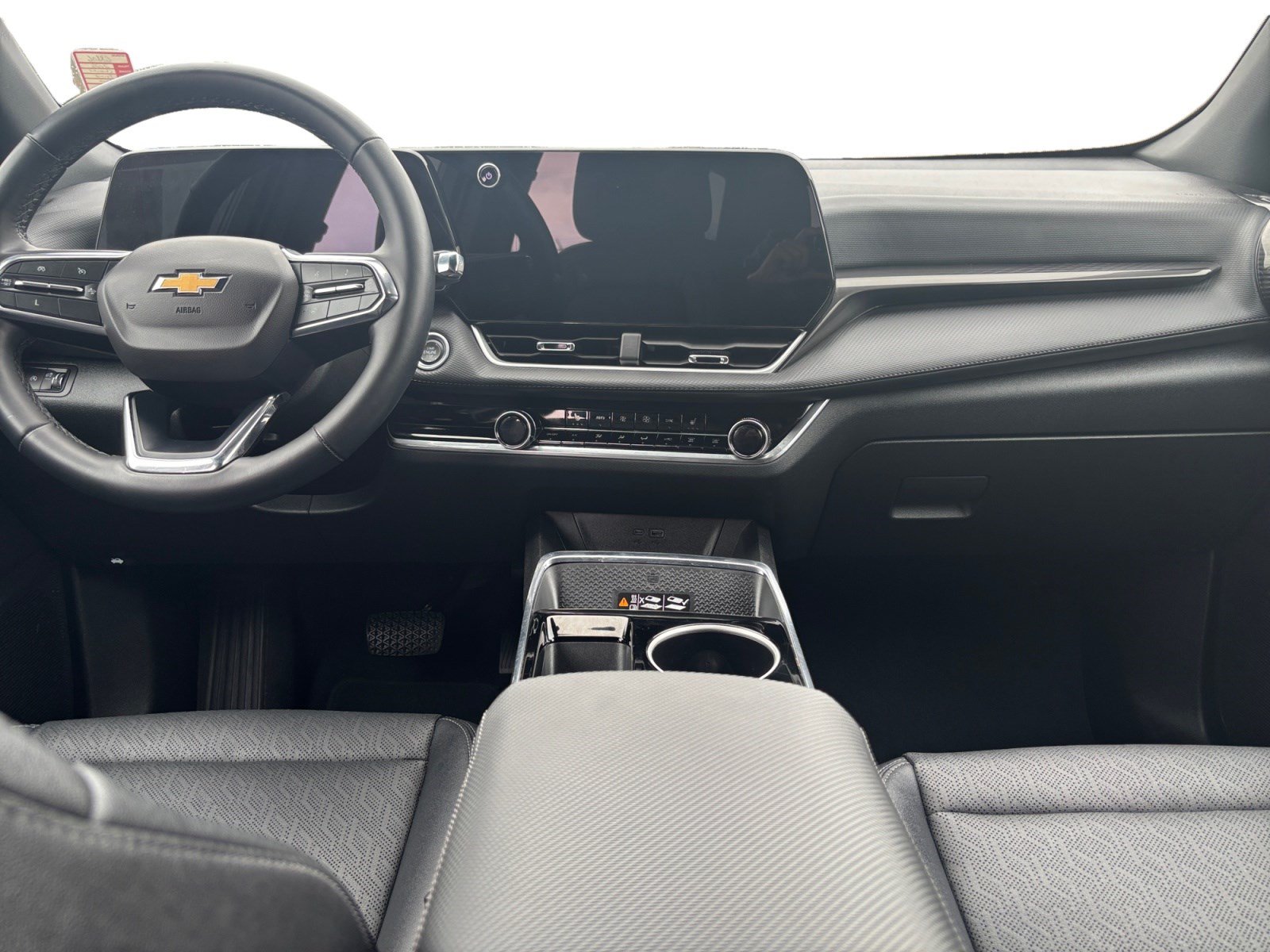 Used 2025 Chevrolet Equinox LT w/ Convenience Package II AWD/4WD image 14