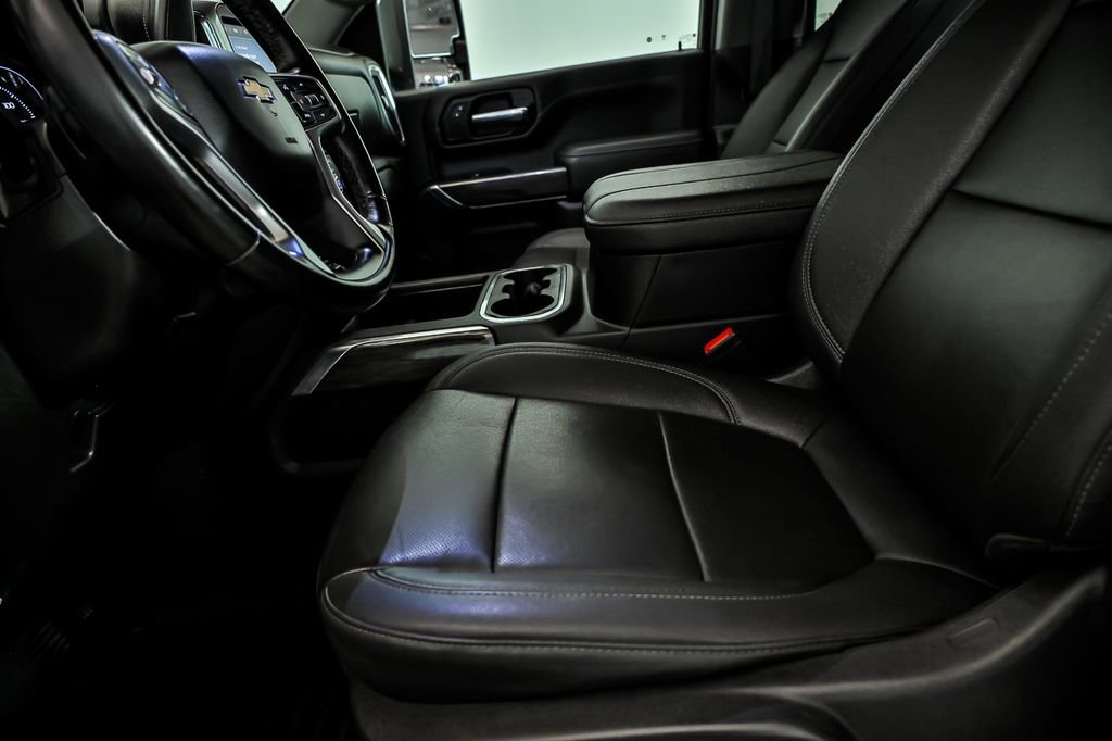Used 2023 Chevrolet Silverado 2500 LTZ w/ LTZ Convenience Package image 13