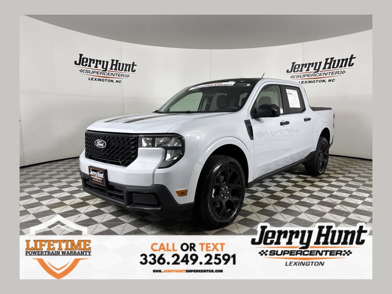 Used 2025 Ford Maverick XLT w/ Black Appearance Package AWD/4WD image 1