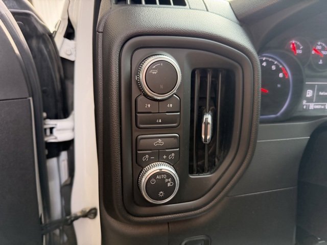Used 2023 GMC Sierra 2500 Pro w/ Convenience Package image 11