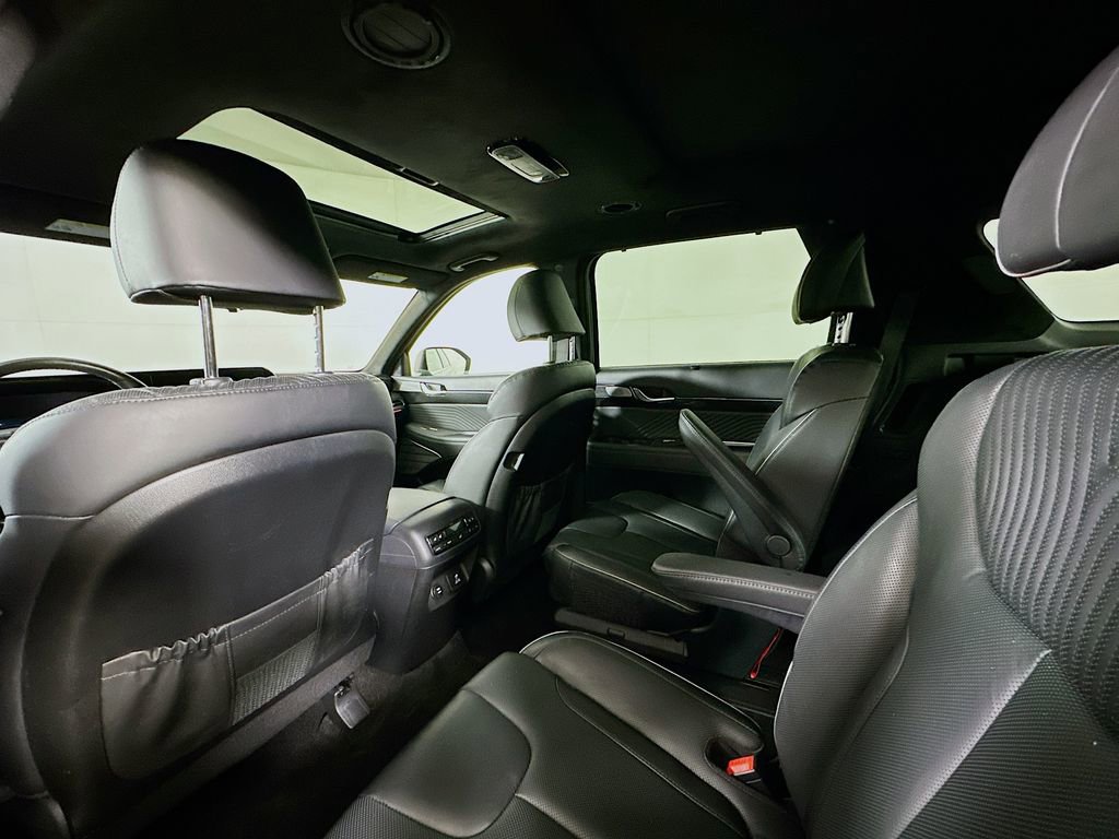 Used 2024 Hyundai Palisade Calligraphy image 13
