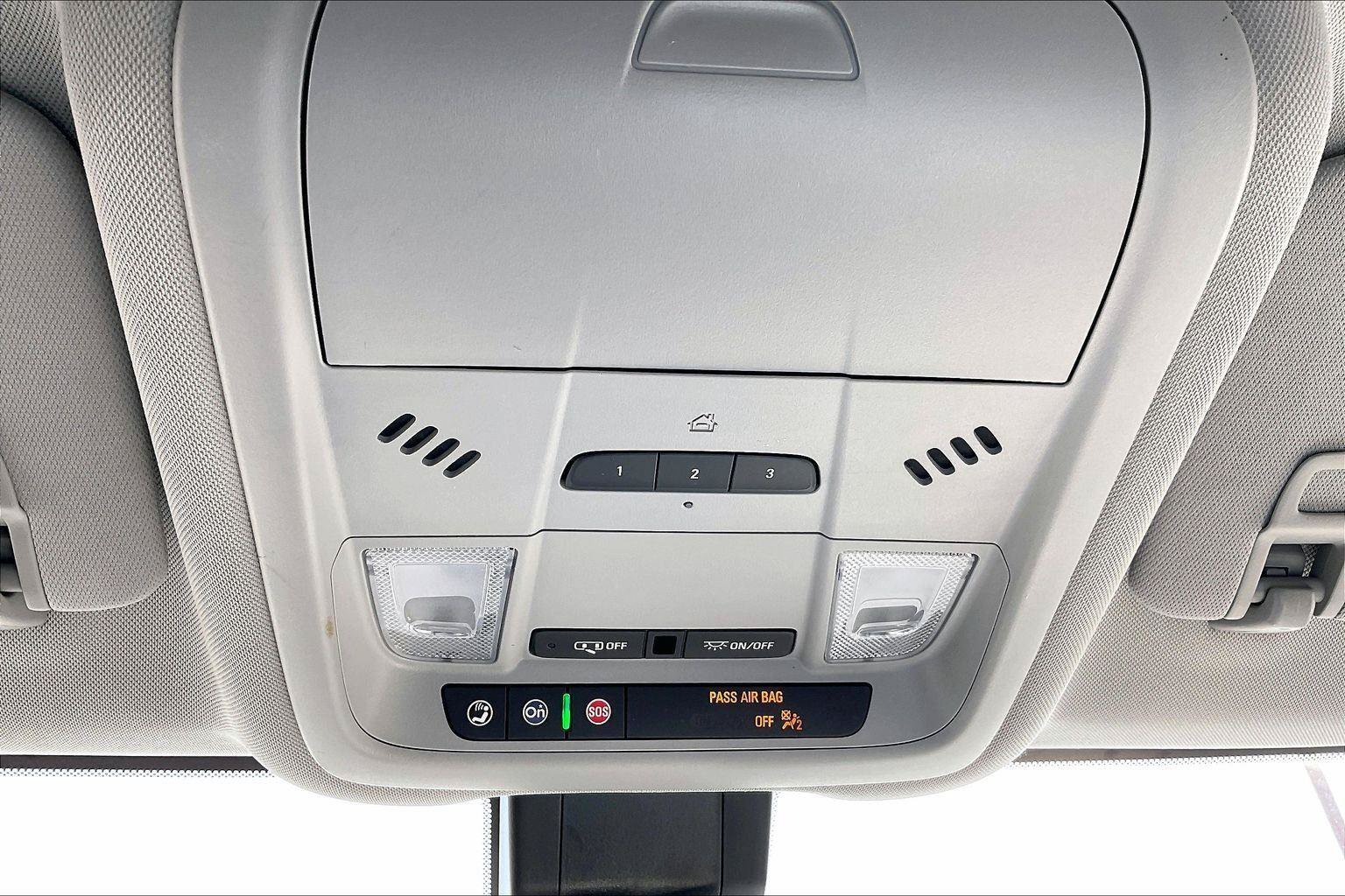 Used 2024 GMC Terrain SLT AWD/4WD image 37