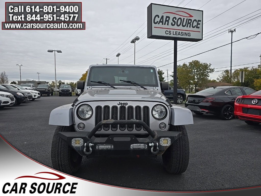 Used 2018 Jeep Wrangler Unlimited Sahara w/ Dual Top Group image 2