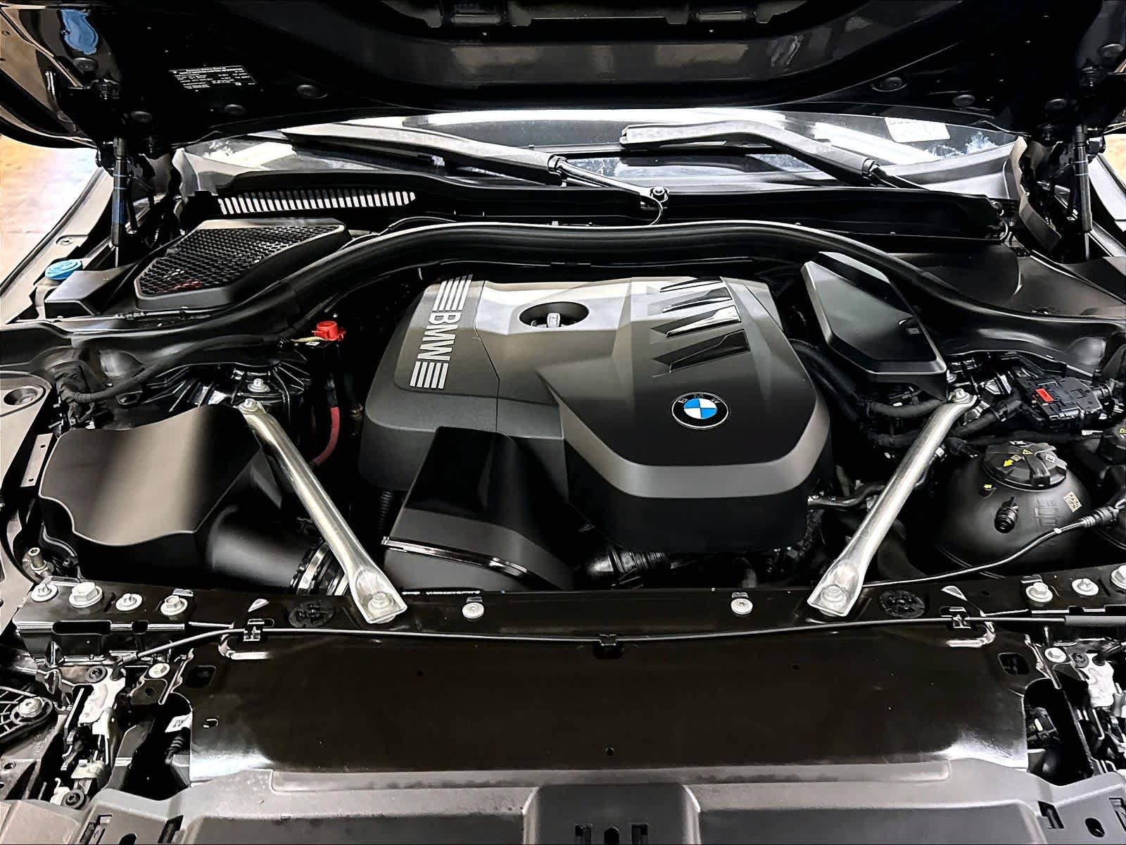 Used 2026 BMW 530i w/ M Sport Package RWD image 13