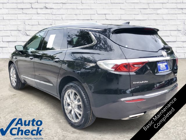 Certified 2022 Buick Enclave Essence w/ Experience Buick Package FWD image 2