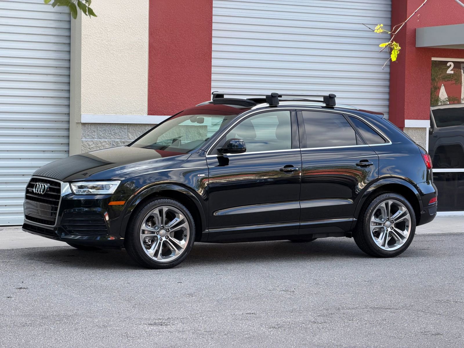 Used 2017 Audi Q3 2.0T Prestige w/ Prestige Package AWD/4WD image 13