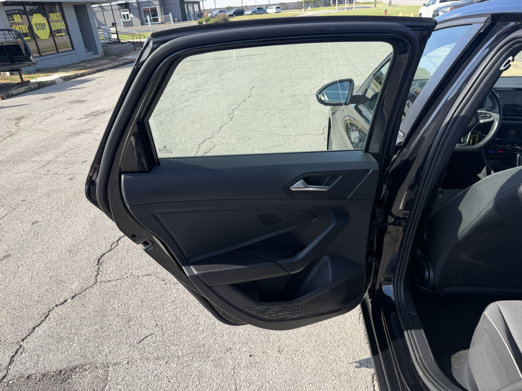 Used 2025 Volkswagen Jetta Sport FWD image 25