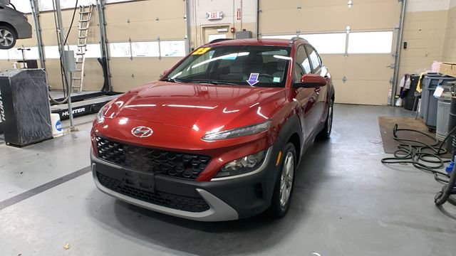 Used 2023 Hyundai Kona SEL w/ Cargo Package image 3