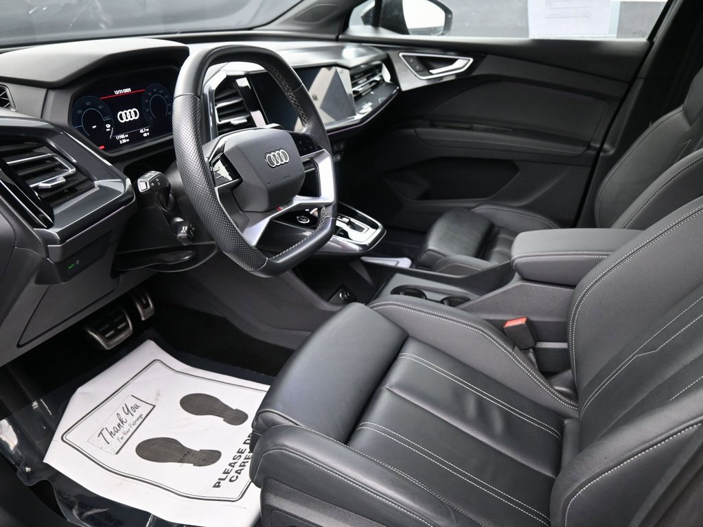 Used 2024 Audi Q4 e-tron Premium Plus w/ Premium Plus image 22