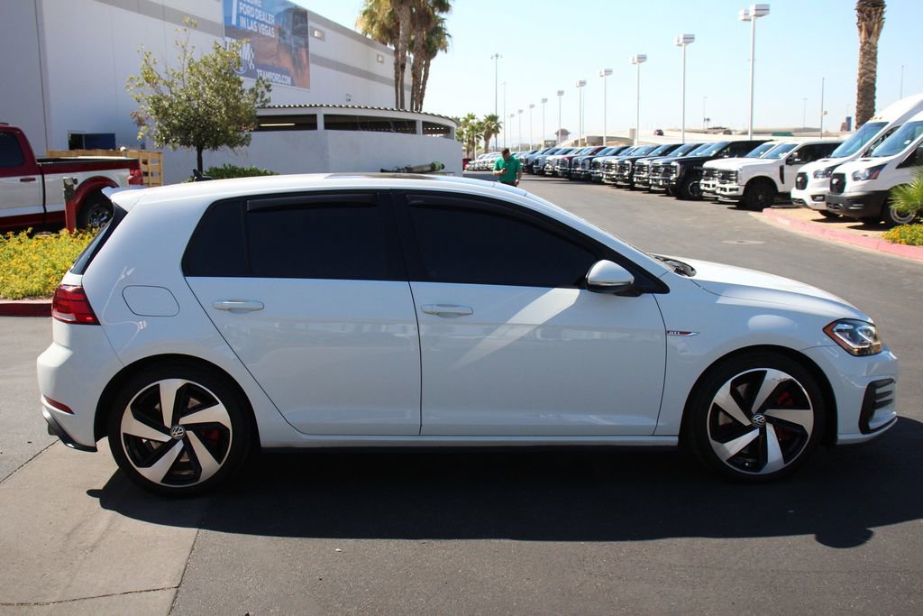 Used 2020 Volkswagen GTI SE FWD image 10