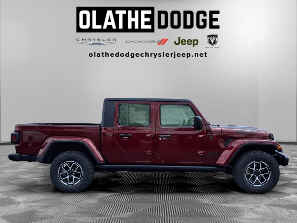 Used 2021 Jeep Gladiator Willys image 28