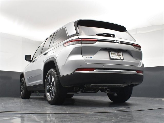 New 2025 Jeep Grand Cherokee Limited 4xe image 22