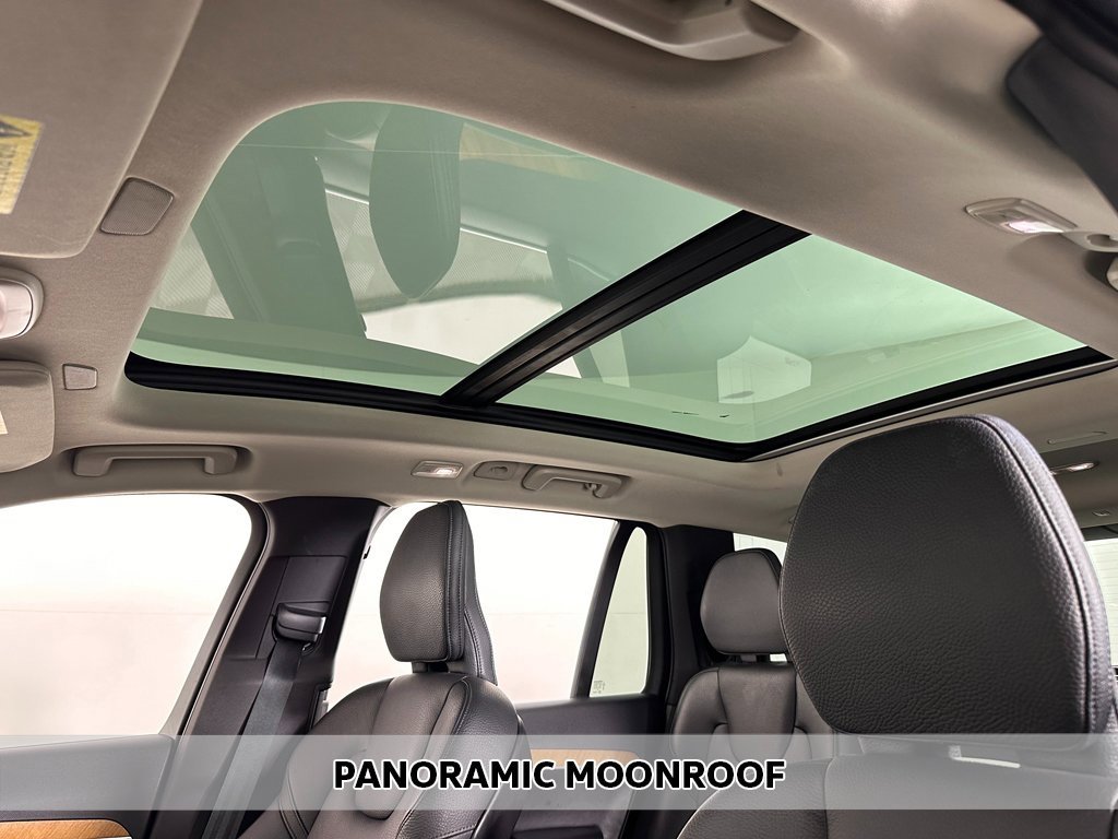Used 2024 Volvo XC90 T8 Plus w/ Protection Package Premier image 4