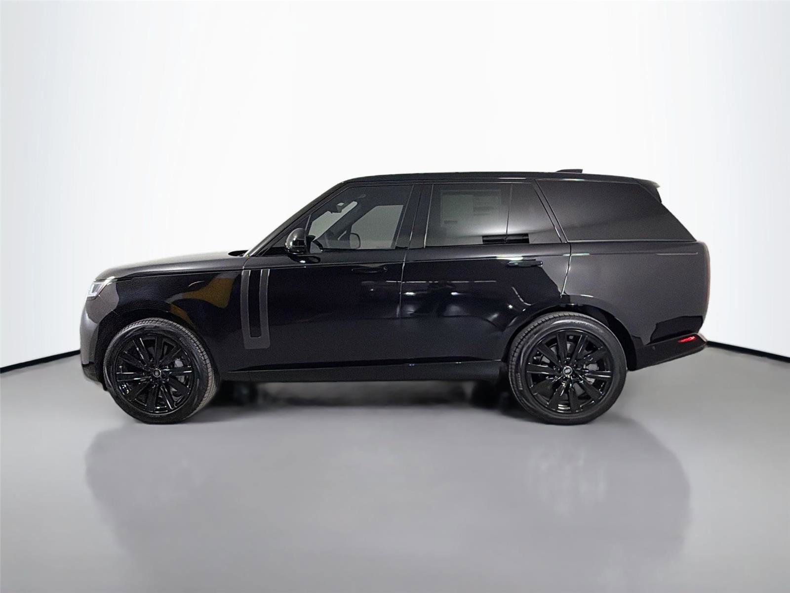 New 2025 Land Rover Range Rover SE AWD/4WD image 8