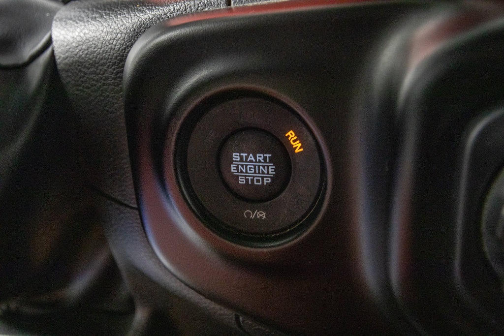 Used 2022 Jeep Wrangler Rubicon AWD/4WD image 22