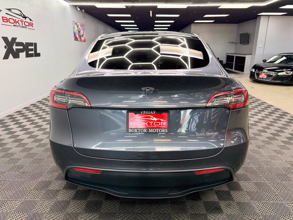 Used 2022 Tesla Model Y Performance AWD/4WD image 12