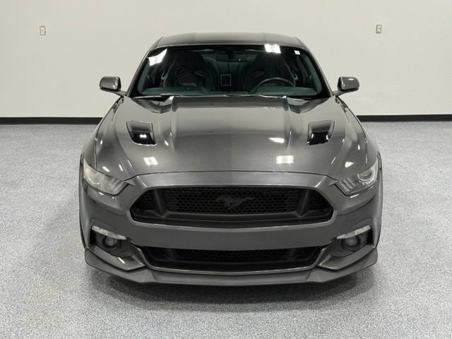 Used 2017 Ford Mustang GT Premium w/ GT Performance Package RWD image 3