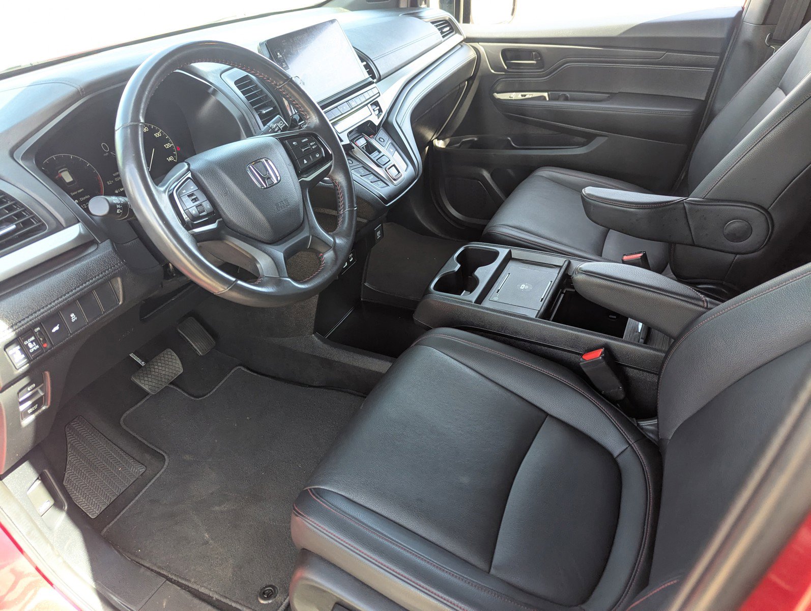 Used 2025 Honda Odyssey Sport-L image 26