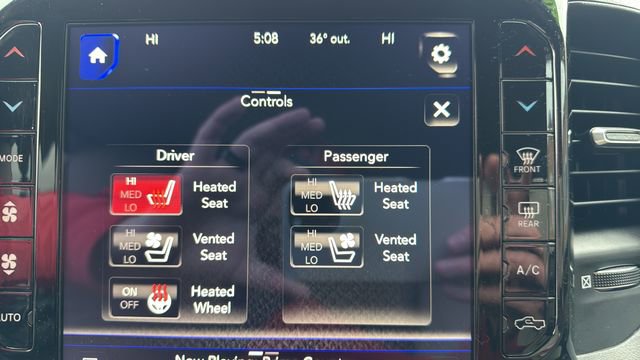 Used 2020 RAM 1500 Limited w/ Trailer Tow Group image 32