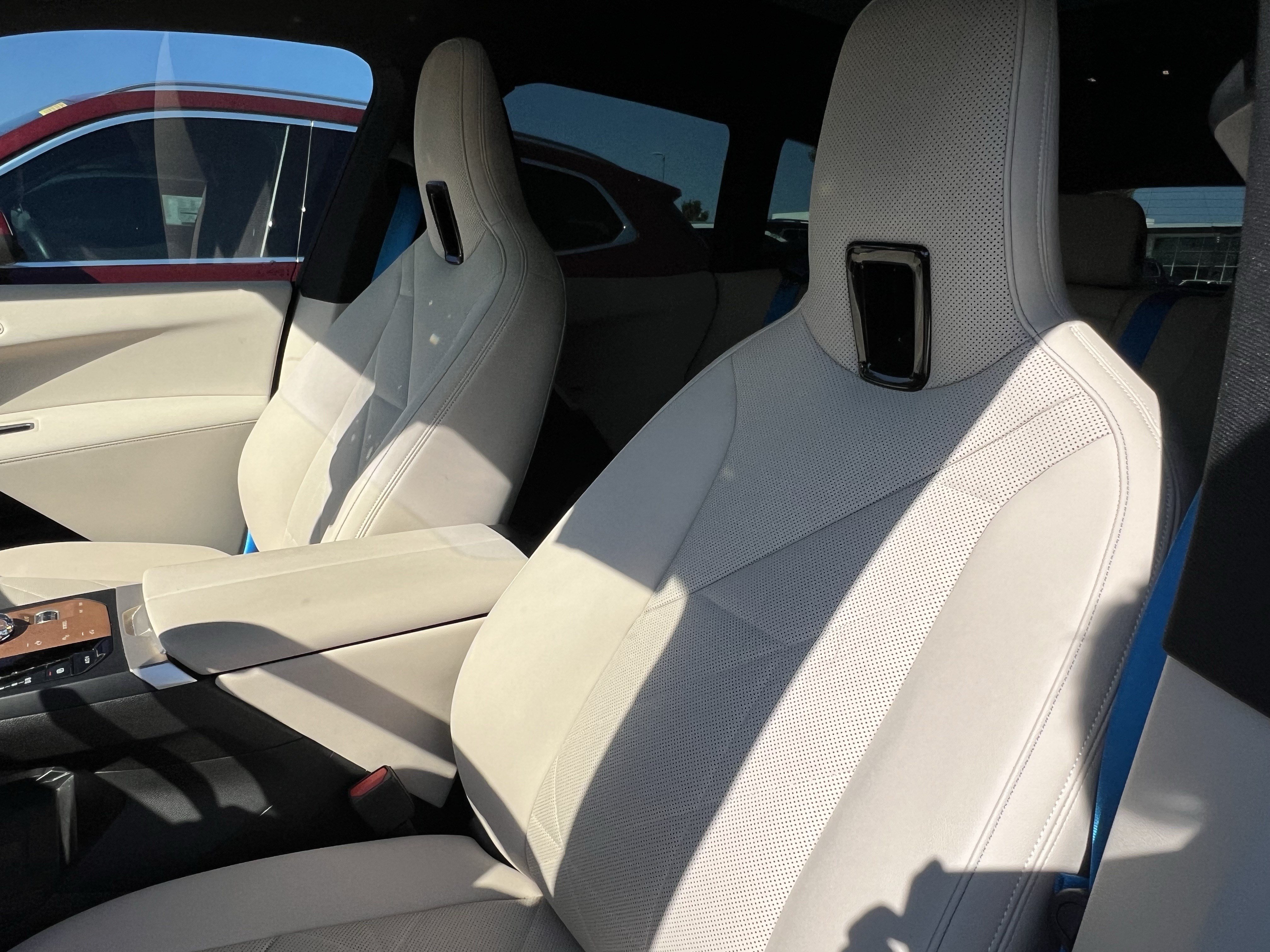 Used 2024 BMW iX M60 AWD/4WD image 16