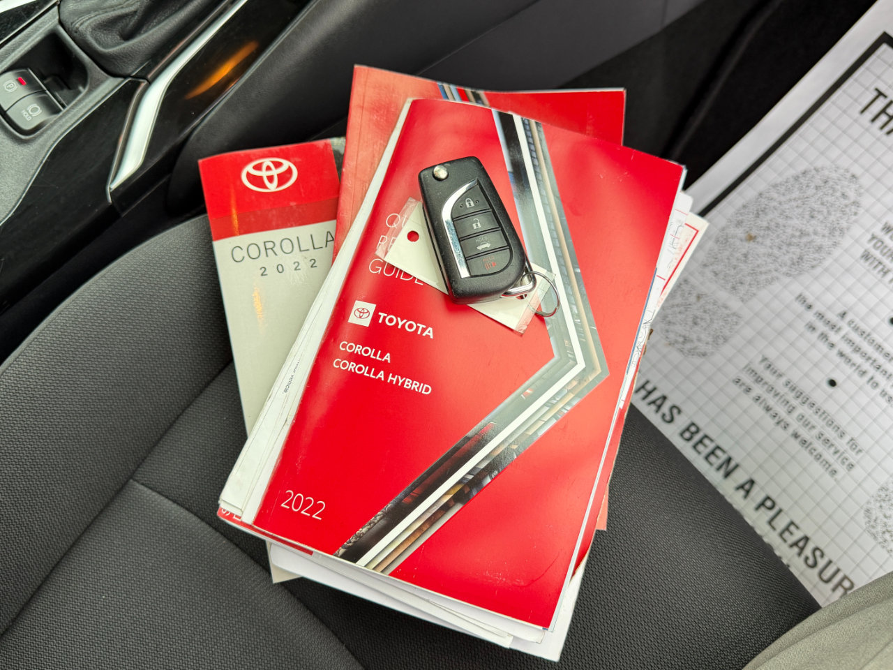 Used 2022 Toyota Corolla LE image 42