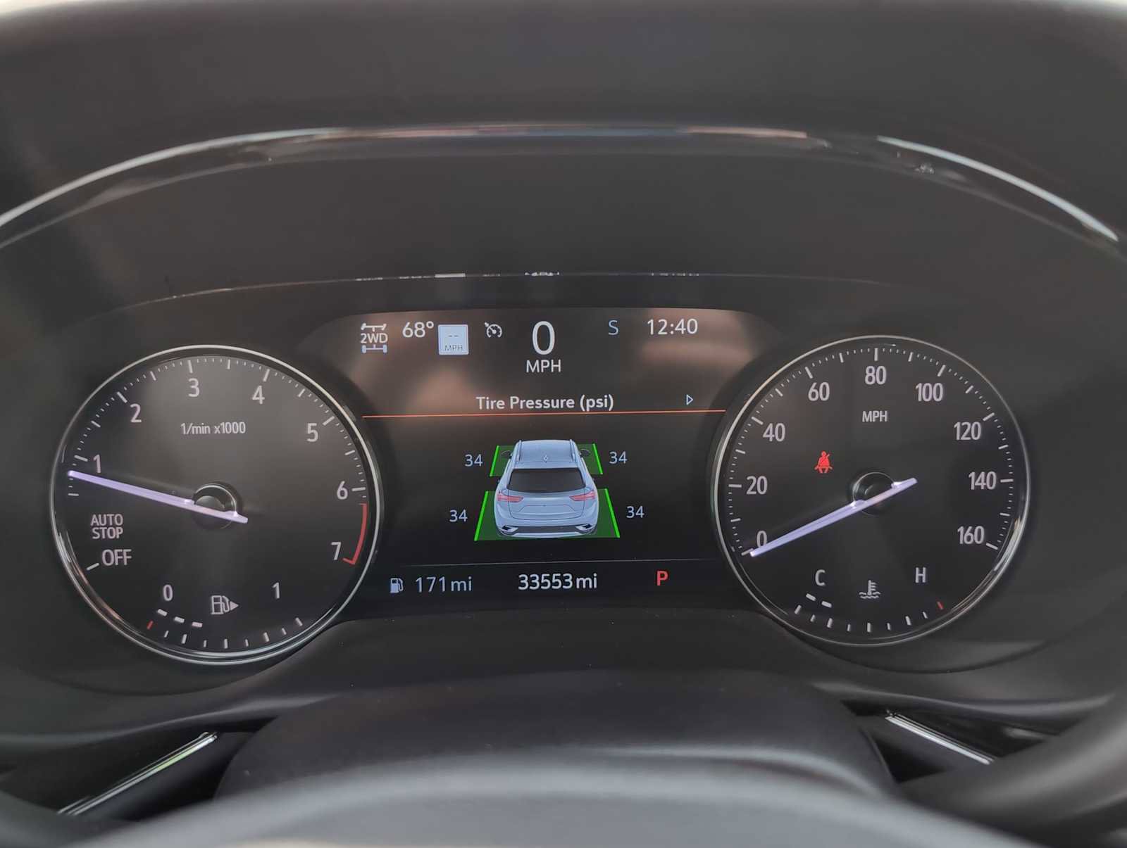 Used 2023 Buick Envision Avenir image 11