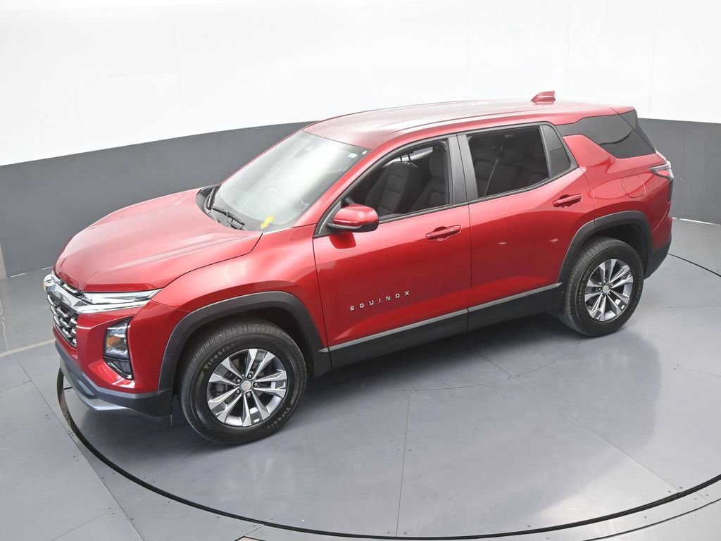 Used 2025 Chevrolet Equinox LT image 46