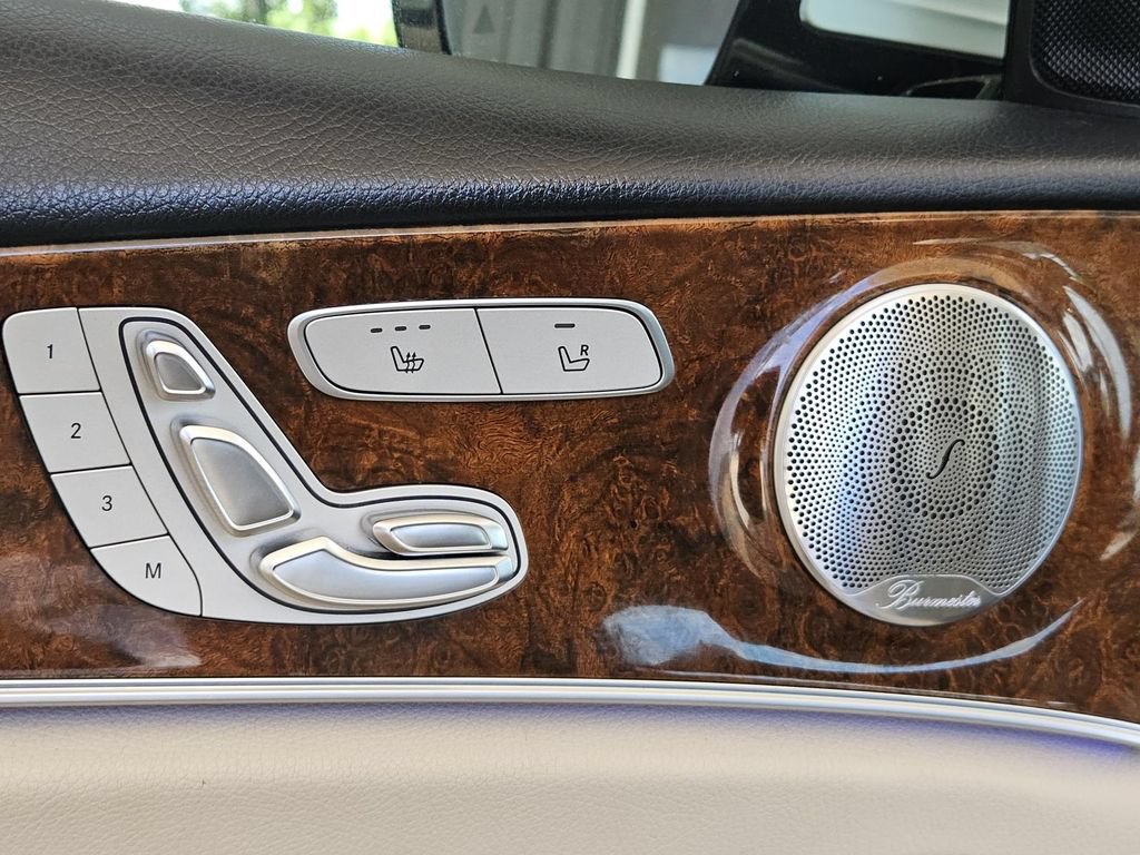 Used 2019 Mercedes-Benz E 300 4MATIC image 30