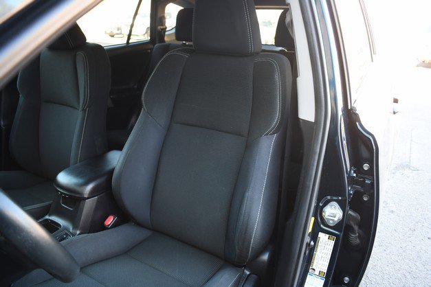 Used 2017 Toyota RAV4 XLE w/ Carpet Mat Package image 17